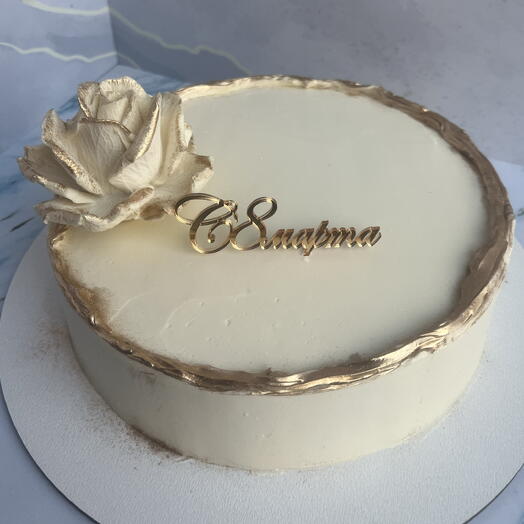 Торт с розой на 8 марта