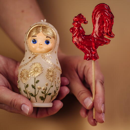 Арома свеча Матрёшка белая с леденцом