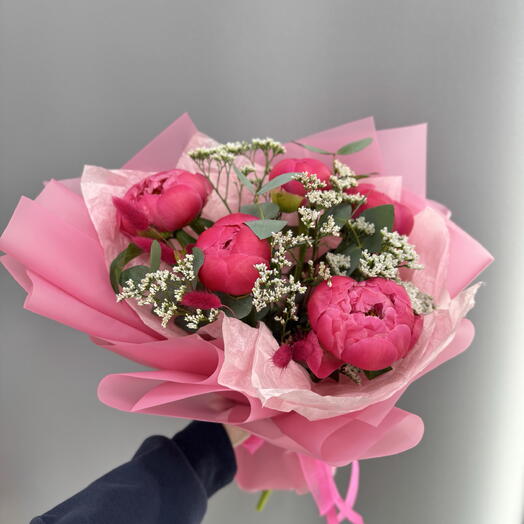 Шикарные пионы и эвкалипт ️😍