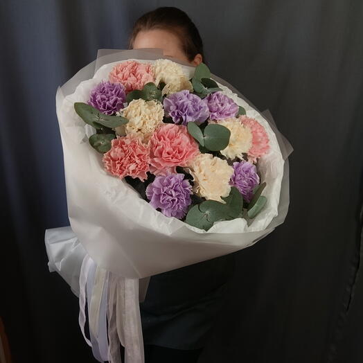 Диантусы с эвкалиптом "Кружевной микс*