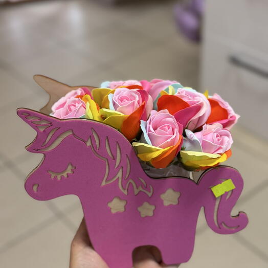 Единорог с пенным мылом