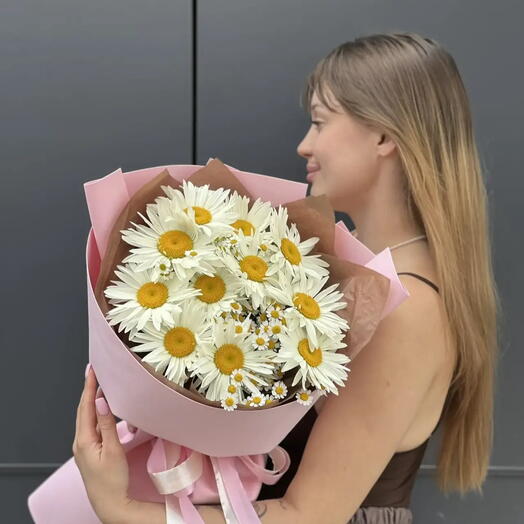 Букет ромашки с сезонными цветами для любимой 🌸