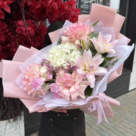 Букет с гортензией и лилией 🌸🎀