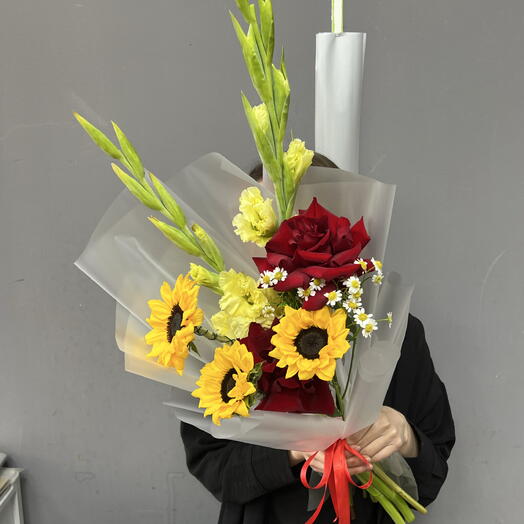 Французские розы, Подсолнухи и Гладиолусы 🌹