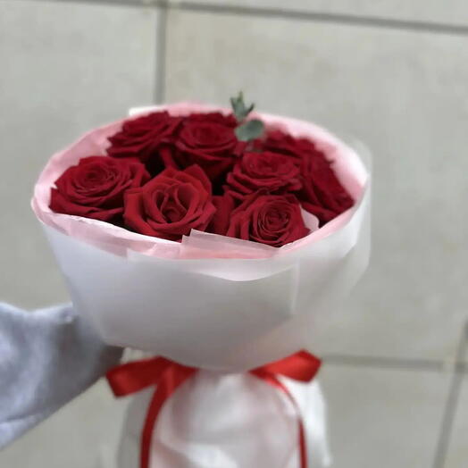 Букет️ красные розы 9 шт