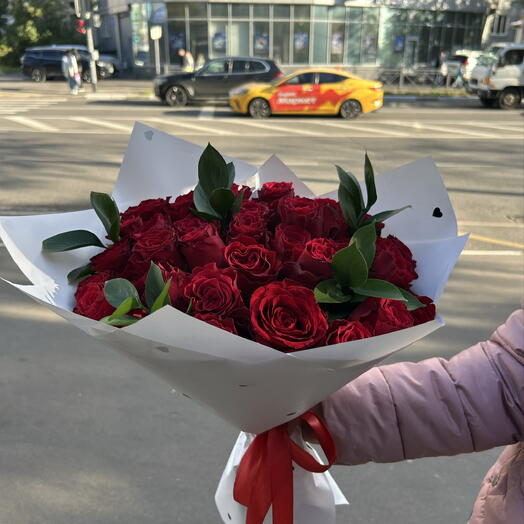Букет с Кенийской розой и рускусом