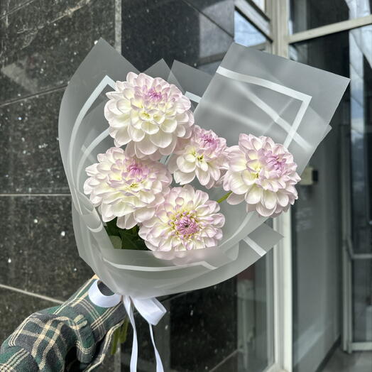 Букет из георгин, георгины букет