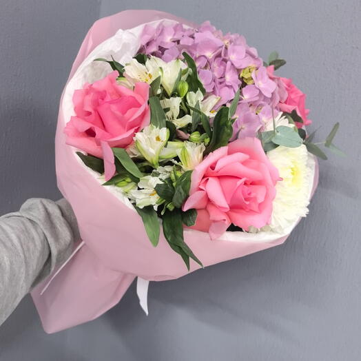 Букет из гортензии, магнума и франсузкой розы💐