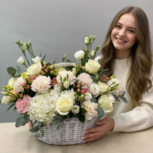 Корзина с цветами «Нектар»