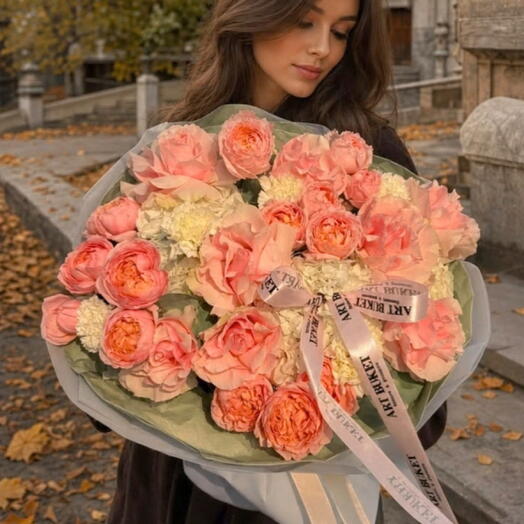 Розовый фарфор