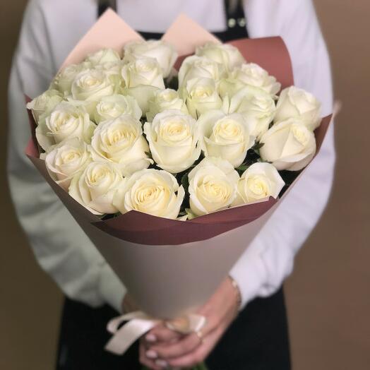 Букет из 25 белых роз