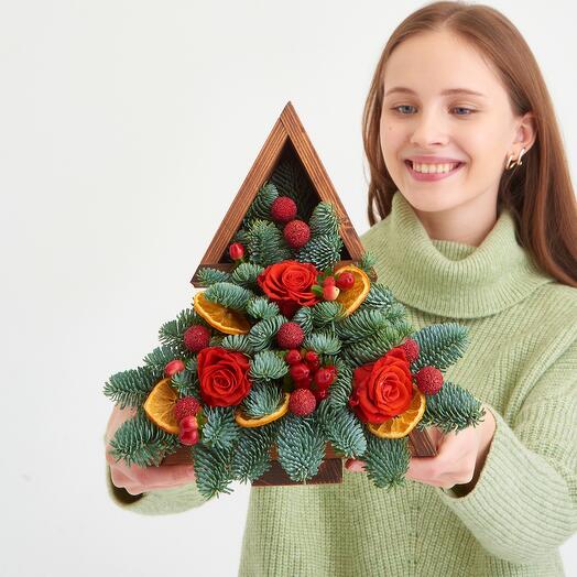 Мини ёлочка в красном