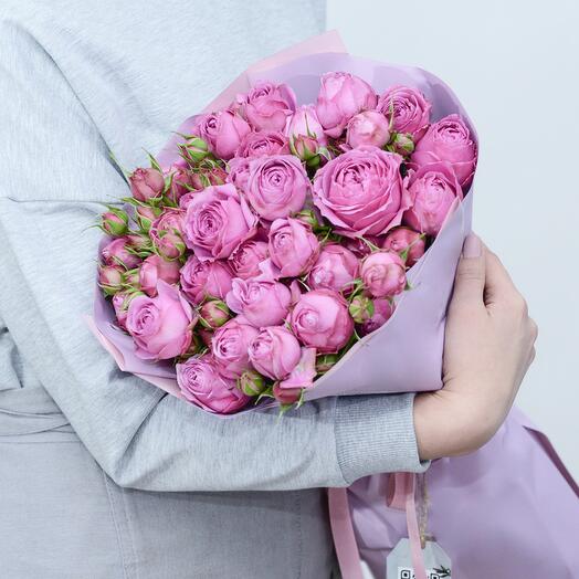 Ramo Solomon de rosas peonías