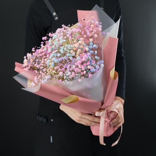 Букет из радужной гипсофилы