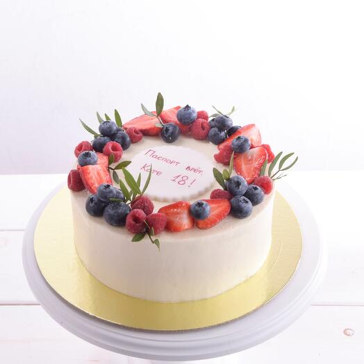 Торт со свежими ягодами на День рождения Паспорт врет