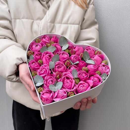 Ароматные пионовидные розы в коробке сердце💕