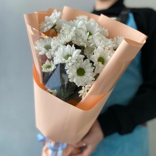 Bouquet of 3 lush bush chrysanthemums