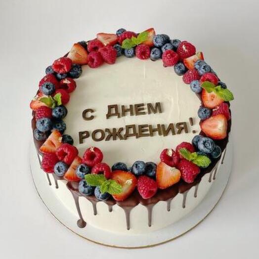 Торт большой на день рождения