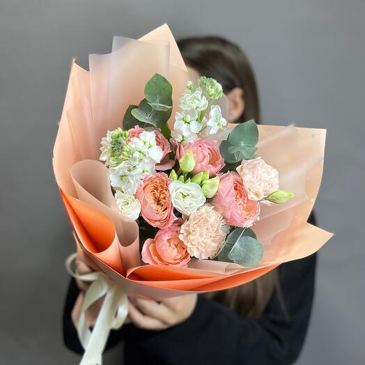 St bouquet 102 из маттиолы, кустовой розы и диантуса