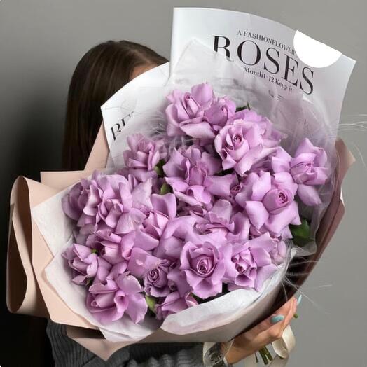 29, French lilac rose in stylish packaging
