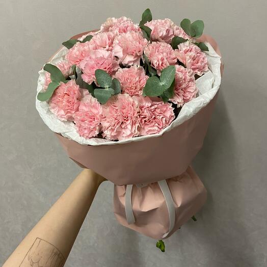 Букет из розовых диантусов