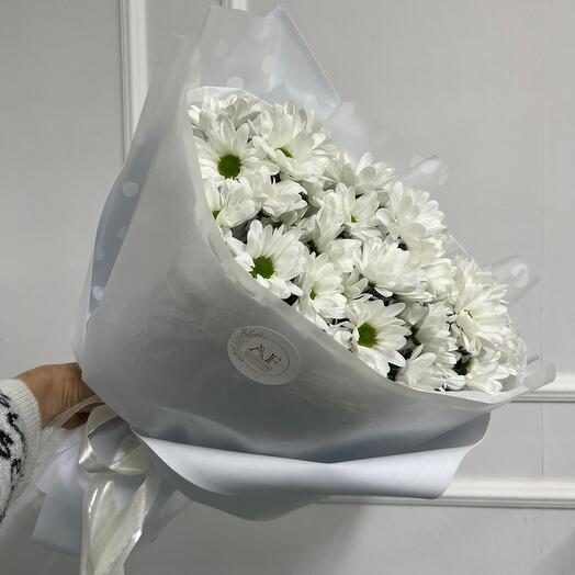 Букет белых ромашек