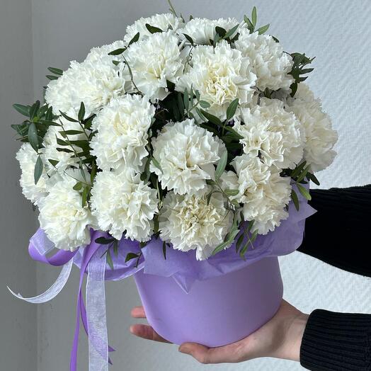 25 snow-white carnations in a box