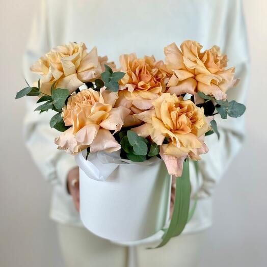 Цветы в коробке