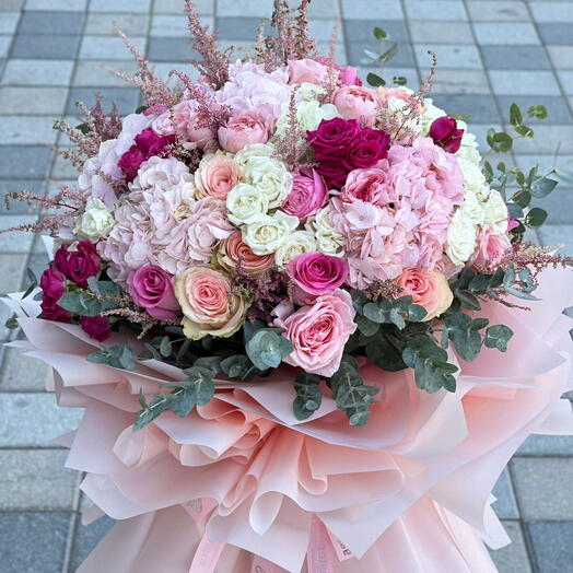 Enchanting Pink Bouquet: Fresh Mix of Roses, Hydrangea, and Eucalyptus