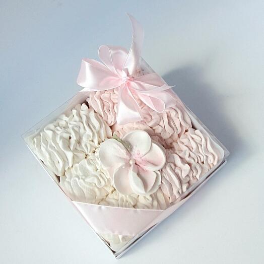 Marshmallows 2 flavors 6 pieces