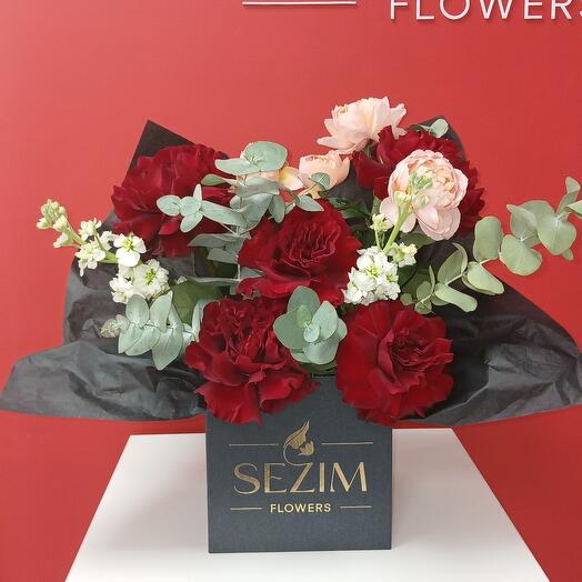 Коробка роз