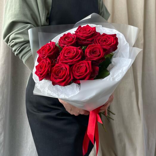 9 красных роз