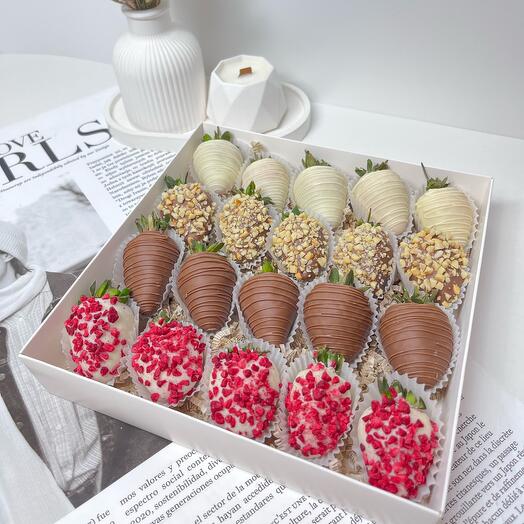 Juego de fresas "Sueño" (16-20🍓)