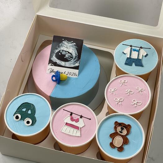 Bento maxi and cakes in a glass for a gender party