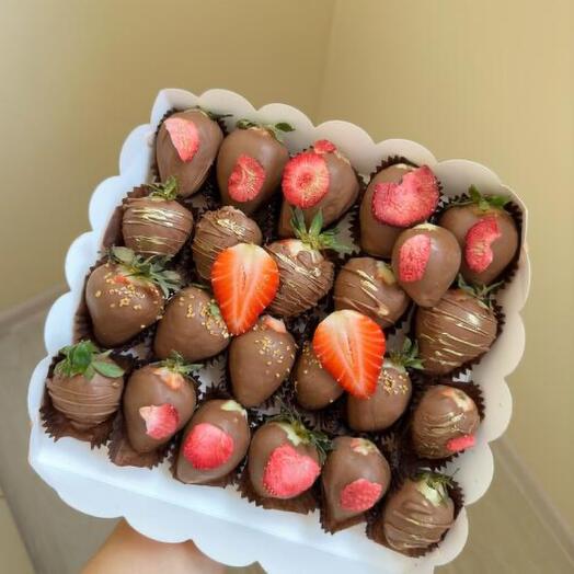 Клубника в шоколаде🤤