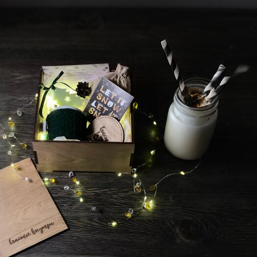 Подарочный бокс