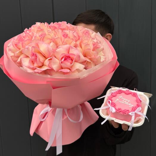 Букет из 9 роз + бенто торт