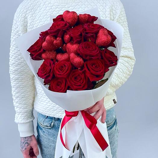 Букет с бордовыми розами 15шт