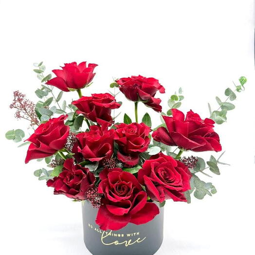 Magnificent Roses  BOx