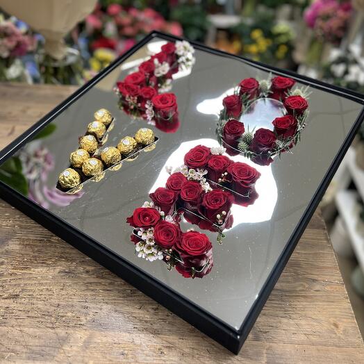 Black, mirror LOVE box