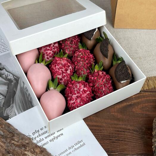 Клубника в шоколаде «Berry» 9-16 шт