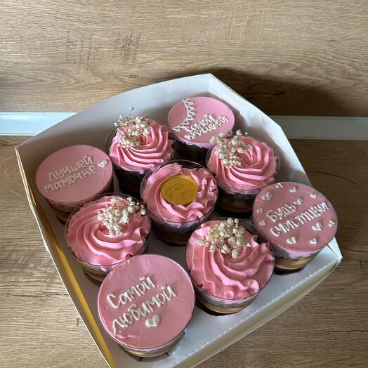 Трайфлы с гипсофилой маме