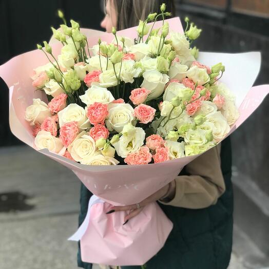 Букет "Клубничное суфле"