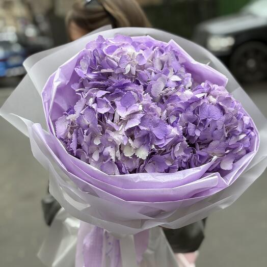 Букет из гортензий