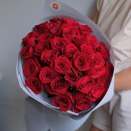 Розы красные 35 штук Голландия