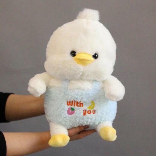 Мягкая игрушка Уточка в комбинезоне