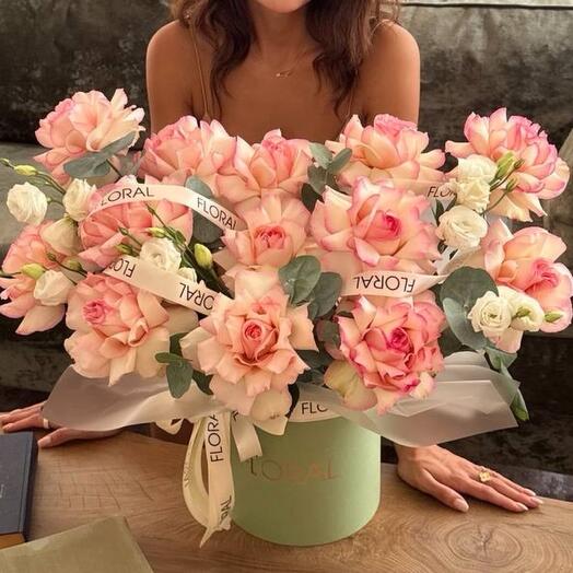 Розы в коробке