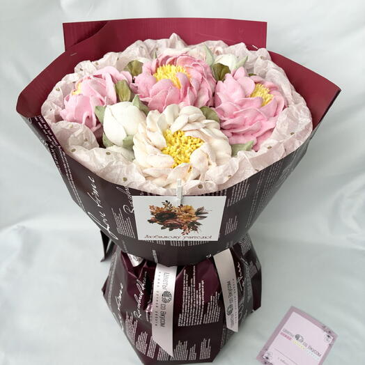 Букет пионов из зефира
