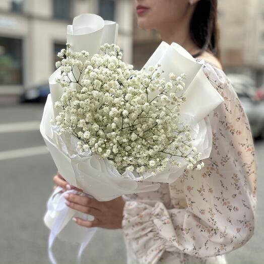Mono bouquet of airy white gypsophila size S