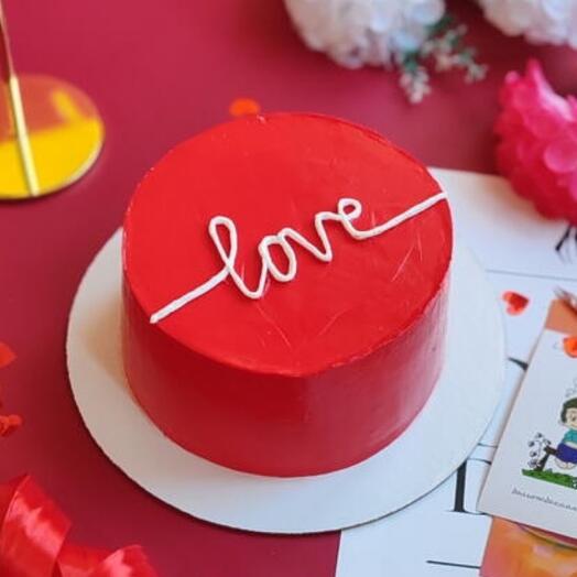 Торт 1 кг LOVE красного цвета